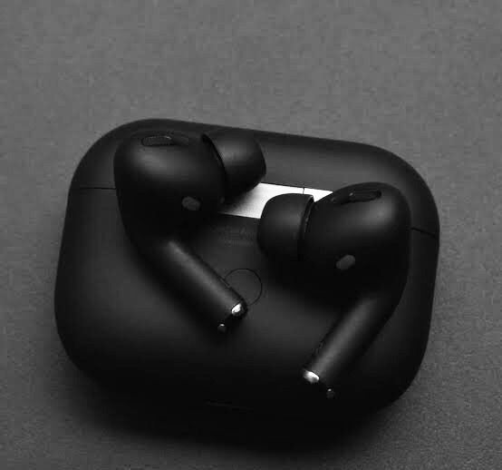 Airpods Pro 2 Black – Premium Look